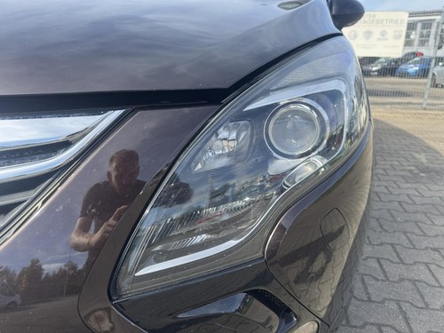 Opel zafira tourer 2015 - c,
